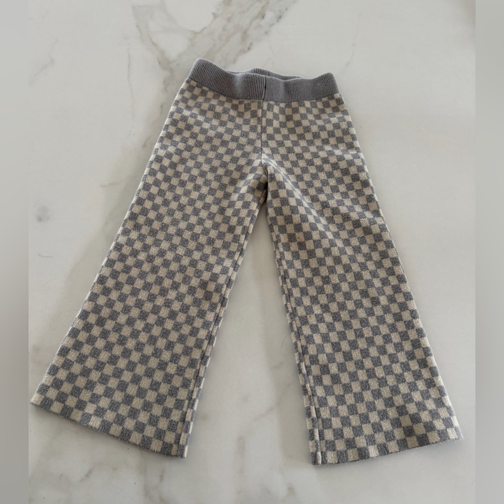 Rylee + Cru Gray Knit Pants